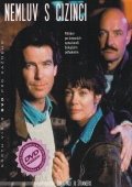 Nemluv s cizinci (DVD) (Don't Talk to Strangers) - pošetka